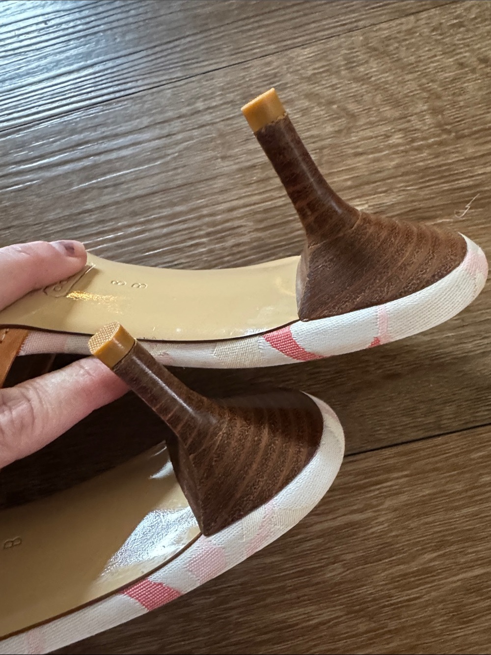 Coach y2k pink optic rare kitten heels size 8 - Picture 10 of 15